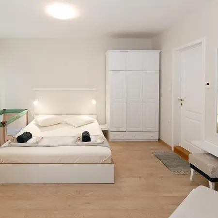 Apartment Mod - Opera